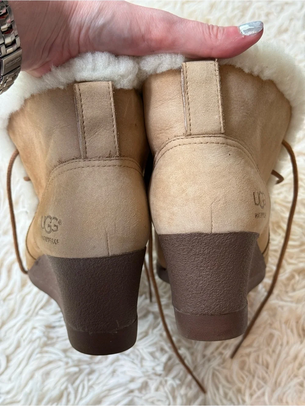 UGG Jeovana Waterproof Wedge Ankle Boots Chestnut Shearling Size 8